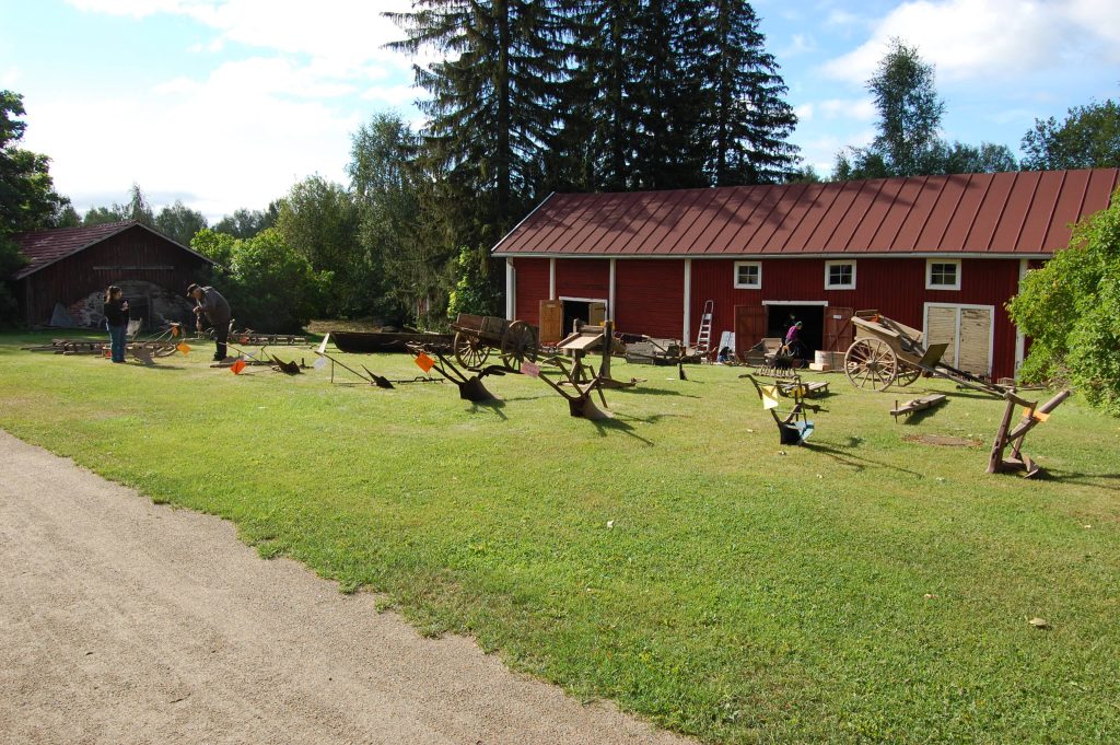 Museon suuresineet näkivät päivänvalon ”lyhytaikaisessa vaihtuvassa näyttelyssä”.